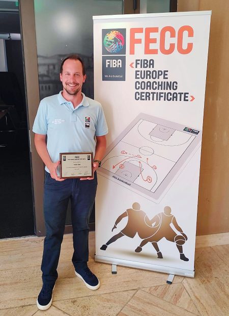 Gašper Sluga uspešno zaključil trenersko FIBA izobraževanje